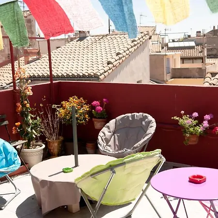 Bed & Breakfast La Maison De Thais