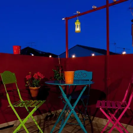 Bed & Breakfast La Maison De Thais 2*